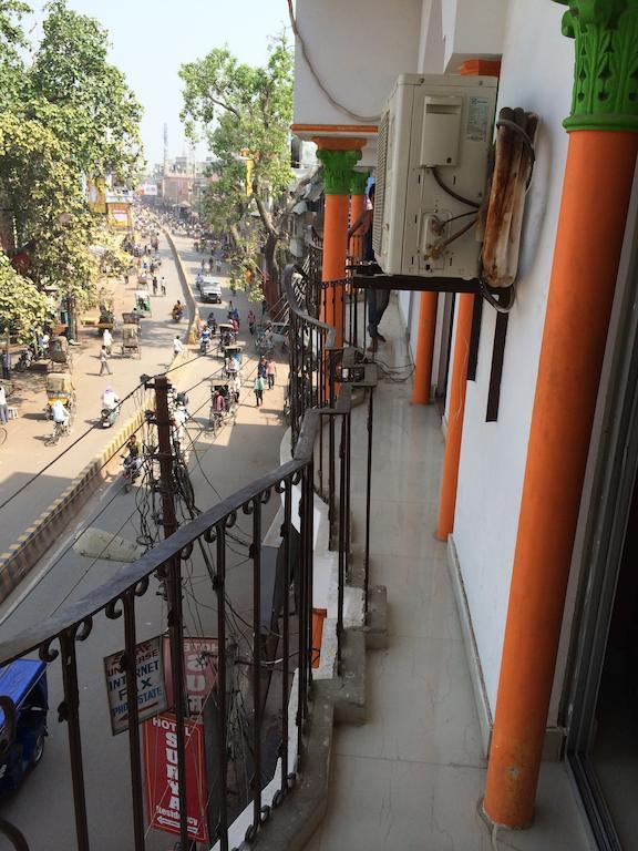 Hotel Pragya International Varanasi Exterior photo