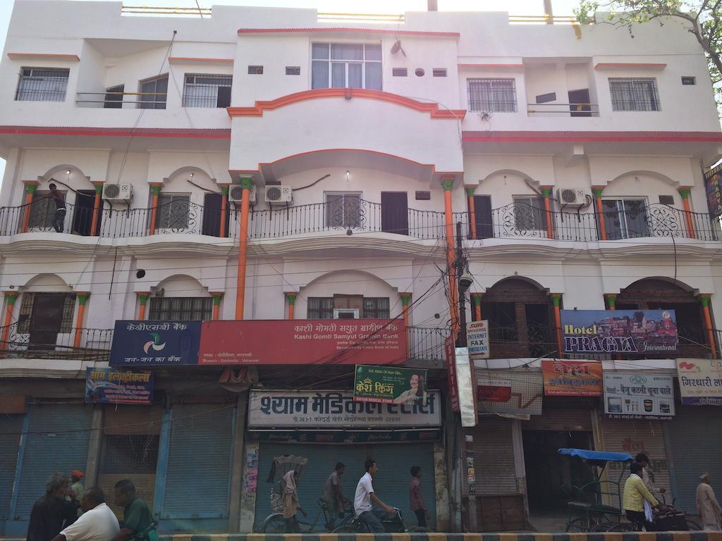 Hotel Pragya International Varanasi Exterior photo
